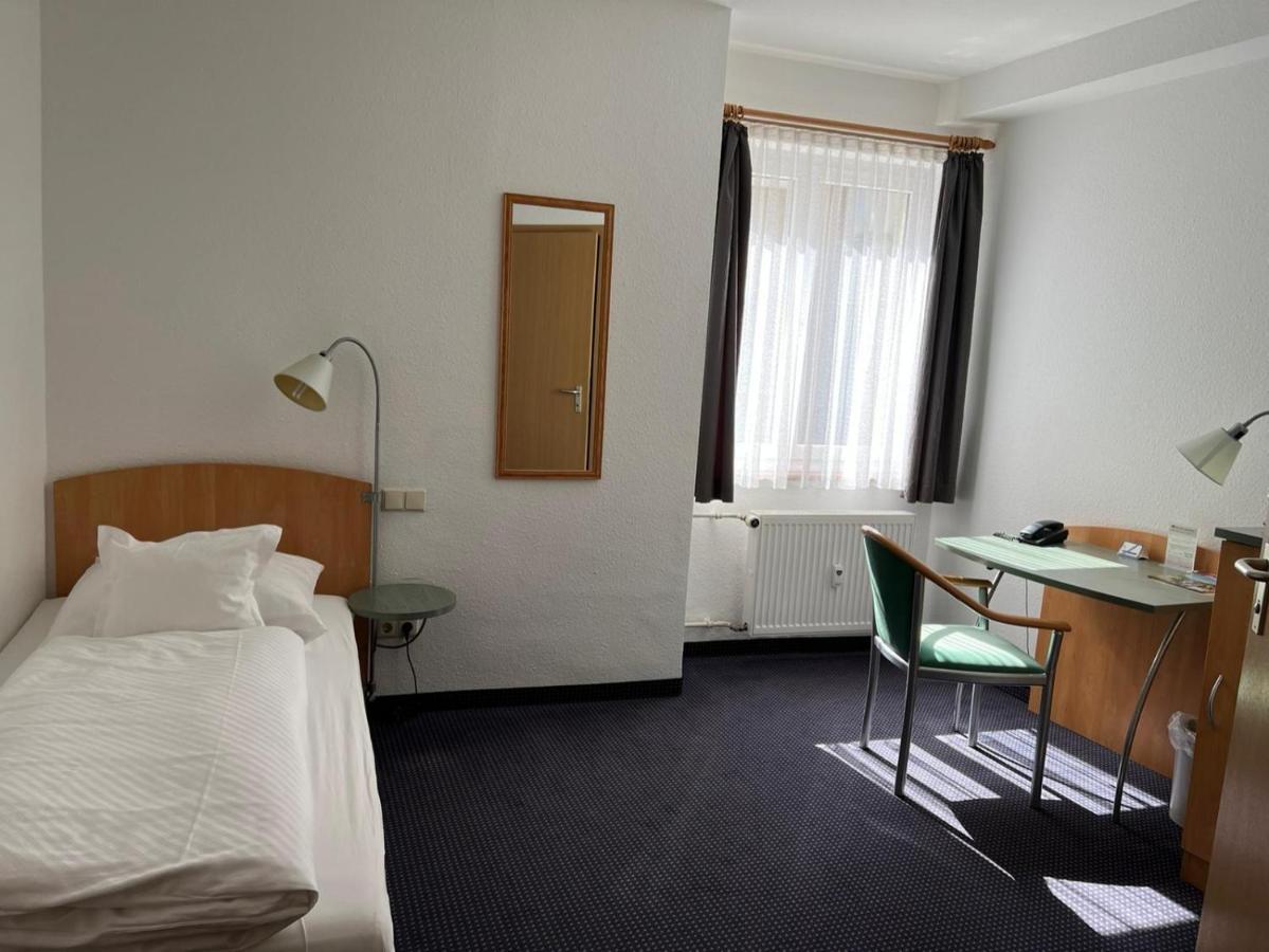Hotel Baeren Villingen-Schwenningen Habitación foto