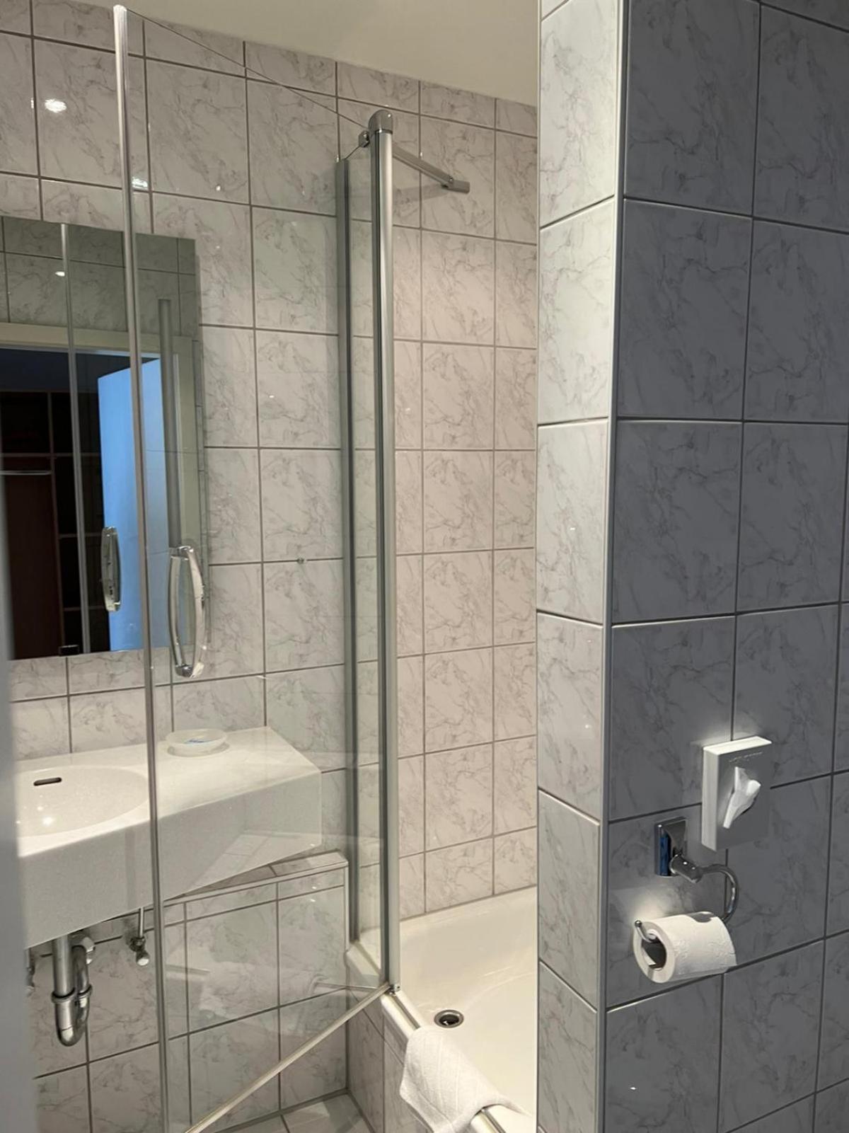 Hotel Baeren Villingen-Schwenningen Habitación foto